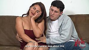 Novio Promises a Special Gift to His Peruvian Girl if She Agrees to Sex Before Marriage