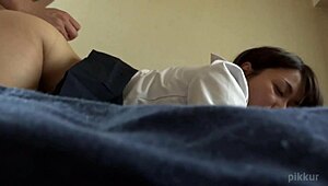 Private chat app encounter with Japanese teens Kozue and friends