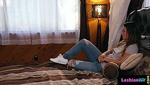 Glamour Lesbians, Let's Feast on Each Other's Pussy in Erotic Bliss!