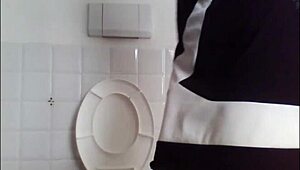 Exclamatory-Provocative Wet Lips Rubbing Cock For Teen 18+ Cumshot!