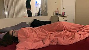 Mature Brunette Couple Licks Pussy And Fucks In Cunilingus Session With Curvy Cum