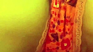 ยั่วกางเกงในสีชมพูในฝันเฟติช