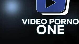 Salope blonde hooks up with a perv fresh outta prison, damn! 😈