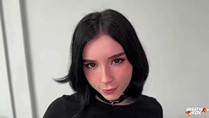 Doomer girl in cosplay gives deepthroat till cum in mouth 😍