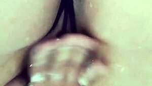 tattooed colombian fingers herself in shower squirting