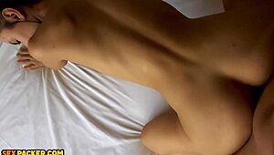 latina pornstar daniela ortiz gets tight pussy fucked on first date