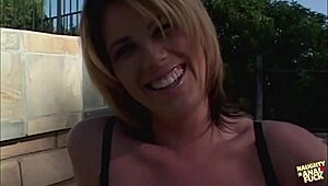 Slutty Chick Gets Double Penetrated on Sofa