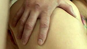 i'm a twink who visited the doctor cuz something's stuck in my butt, and he blew me with his big cock 😅