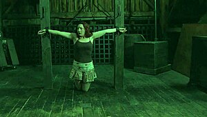 Couple tries hardcore bondage and domination on mobile