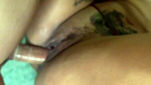 Stepmother gets stuck and I slide in Riko, oh wow! 😜