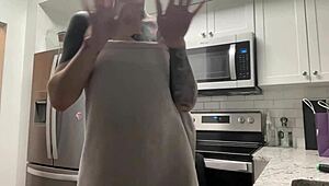 Young thug twerking hard in Elle edition close-up