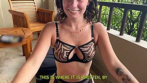 Babe Angkat Pantai Awam Nakal Jadikan Balkoni Tempat Seks Creampie Ekstrem