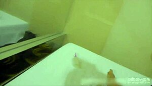 Em gái TQ offers stunning chest massage with perfect technique in intriguing session