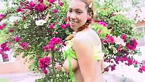 Serena's perfect body gets fingered in amateur scene.