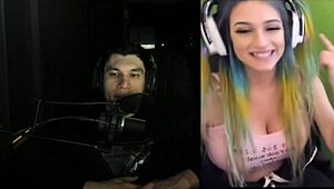 Joycgee and Trainwrecks Perform in Live Webcam Show Together