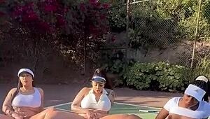 GGG TENNIS SLUT in SQUIRT RACE, Wow!