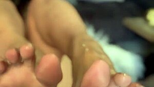 i love my little feet and ass in this sexy solo