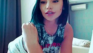 oh, this latina slut in lingerie, can you resist her webcam show?