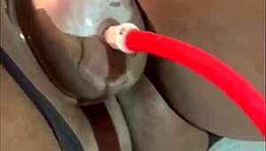 pussy pump squirting orgasm labia spread wide 😈