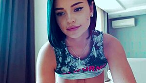 oh, this latina slut in lingerie, can you resist her webcam show?