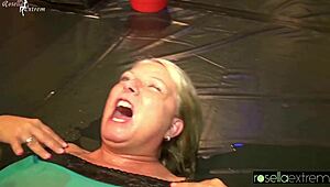 Mistress squirts 6 meters of pee and pussy-juice!