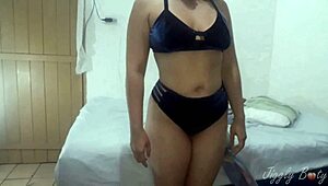 POV with bootylicious masked amateur friend and her natural curves.