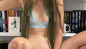 i'm playin with my toys all alone, day 28