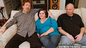 chubby wifey, wanna please two horny cocks tonight?