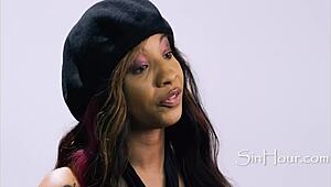 September Reign Discusses Pleasure During Solo Fingering And Masturbation