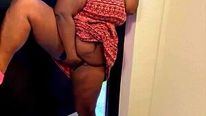 nookiescookies squirt and masturbate to orgasm in public