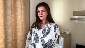 Romantic teen girl gets filled with hard cock in naughty sex