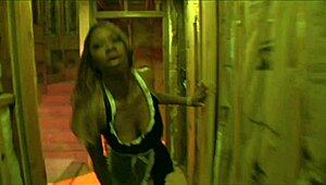 Is this ebony's wildest ride on a massive bbc?