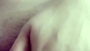 Teen Girl Masturbates Solo