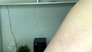 Hot Chick Gives a Hard Cock a Waxing in Hospital with Sexy Gloves