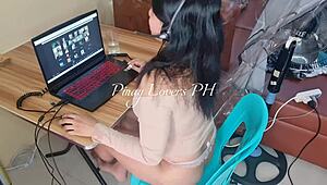 Call Center Agent Fucked Roughly by Delivery Rider