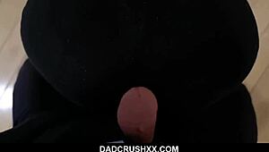 Hot horny teen 18+ step daughter joseline kelly seduces step dad with twerking fucked to orgasm