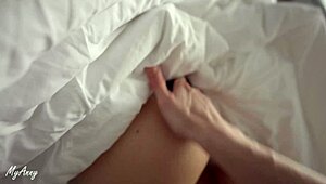 Sweet Babe Moans During Intense Fucking Creampie