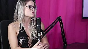 Malu Paz Gets Pussy Licked Wet?