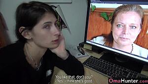 Omahunter mature shows big pussy while teen girl joins in