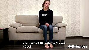 สาวน่ารักแยกหีตีบโดนเปิดซิงเย็ดโหด