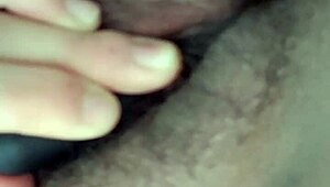 Hot Hairy Amateur Masturbates To Cum