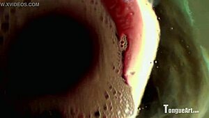 hey, sophia d loves my spit fetish 😋