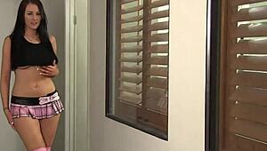 dang, curvy alexis grace swallowin’ a huge load, ya see?