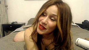 Wow, your small cock is really unimpressive 😏