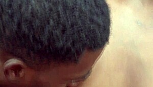 ebony guy gets laid in abandoned garage with muscular neighbor