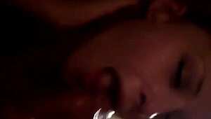 ME DIGA QUE AMA MEU PAU MONSTRO ENQUANTO CHUPA!