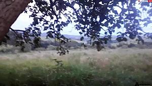 Enfiei a pica na loirinha no meio da estrada em público, completo no xvideos red 😏🚗