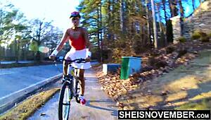 mi linda sobrina, muestra ese traje de baño y folla conmigo