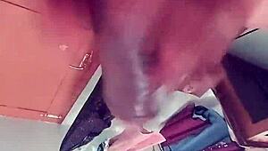 Kerala playboy offers wild 3some fun for daring couples