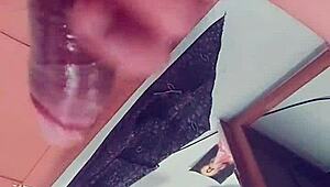 Kerala playboy offers wild 3some fun for daring couples